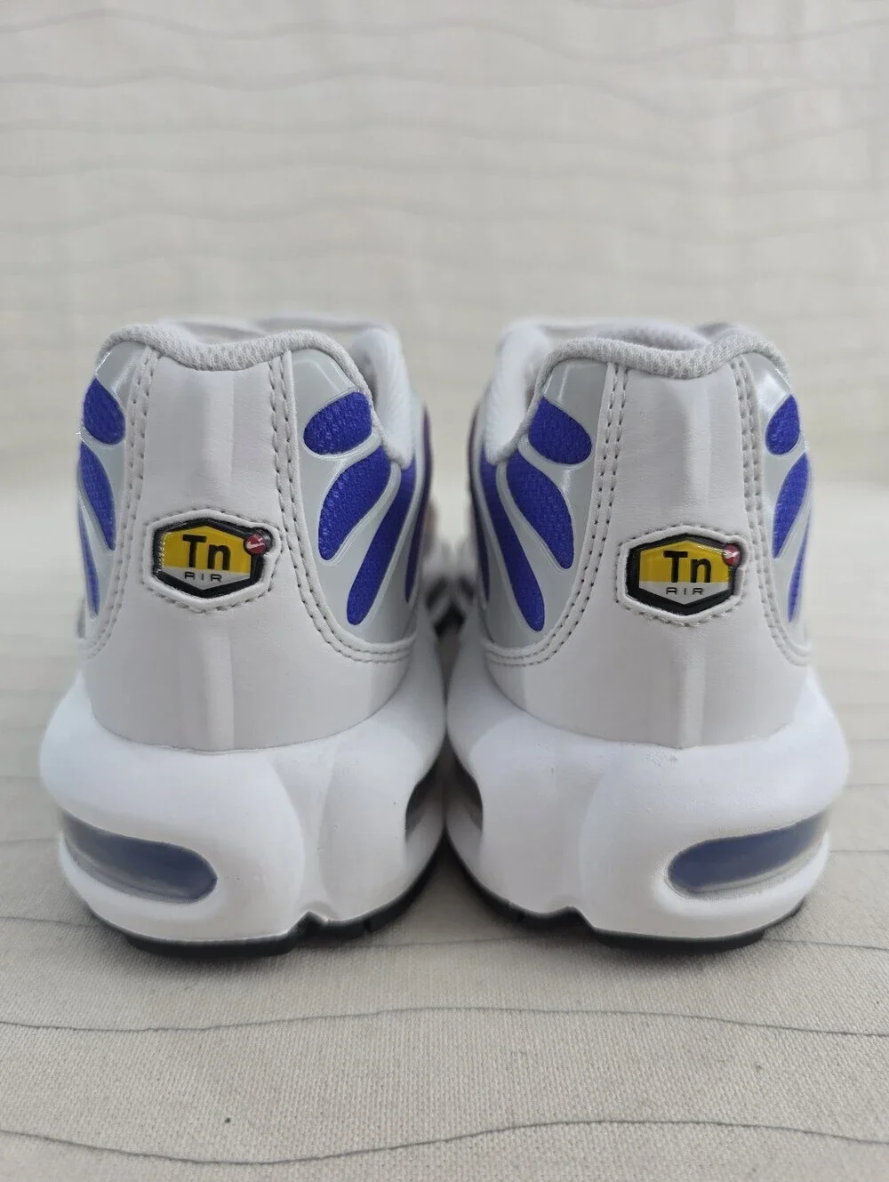 Nike Womens Air Max Plus Platinum Tint-Persian Violet-Mango Shoe DZ3670-003 Sz 7